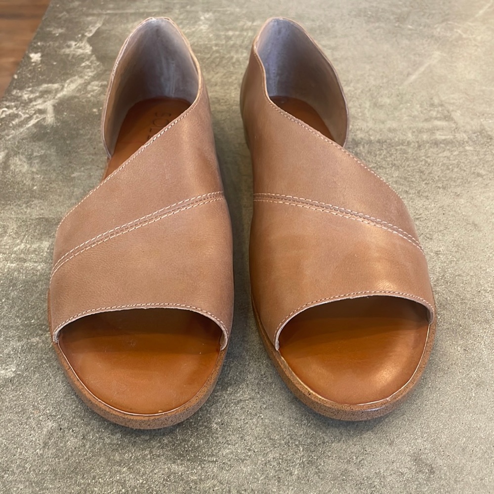 Sole society Colvin shoe/sandal!!😍